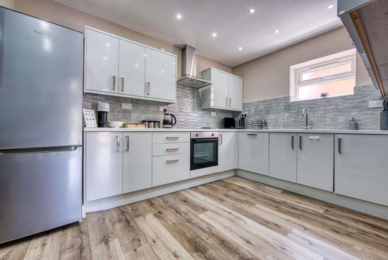 Stylish House - B'Ham Airport And Nec, Jlr Solihull, Business & Leisure Stays - Aspen House 외부 사진